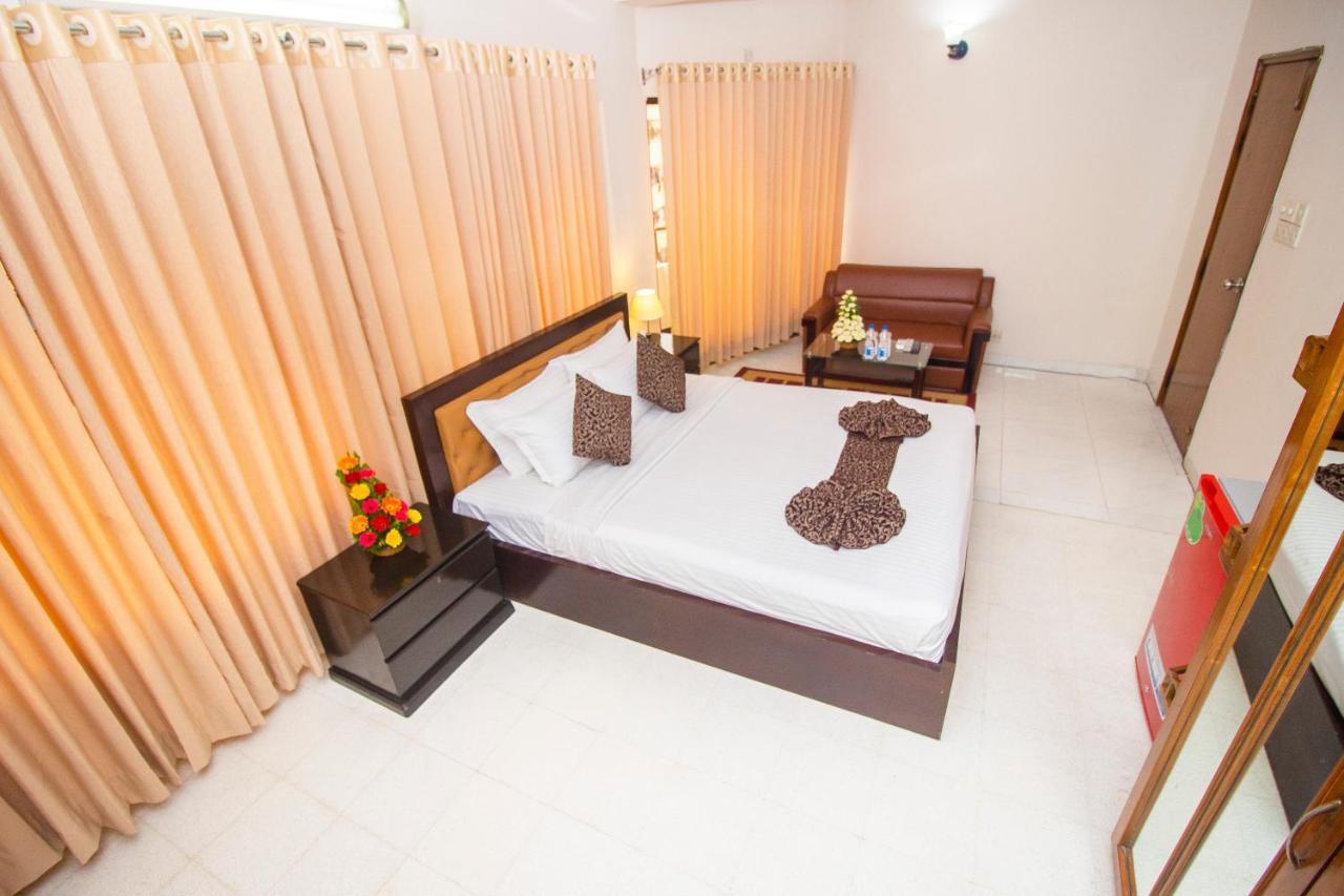 Hotel Suite Palace Dhaka Exteriör bild